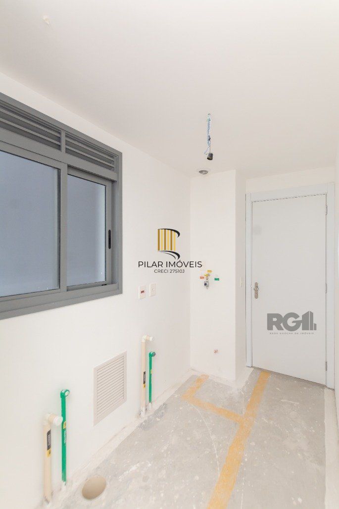 Apartamento 3 dorms. no Jardim Botânico, com infra completa e 2 vagas separadas