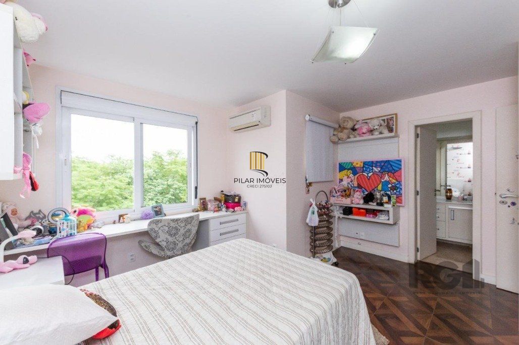 vende exelente casa com 442m² , 4 dormitórios Suíte, garagem para 4 carros