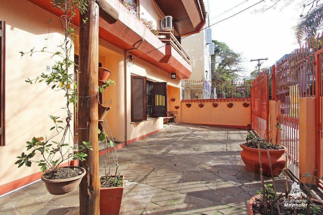 Casa de 250m² Para comprar no Bairro Mont Serrat  Por R$1.125.000,00