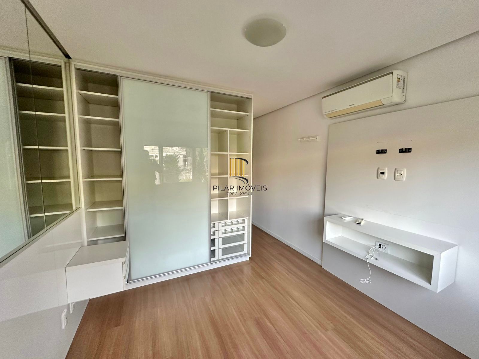 Apartamento com 2 dormitórios para comprar, 68,27 m² Chácara das Pedras - Porto Alegre/RS