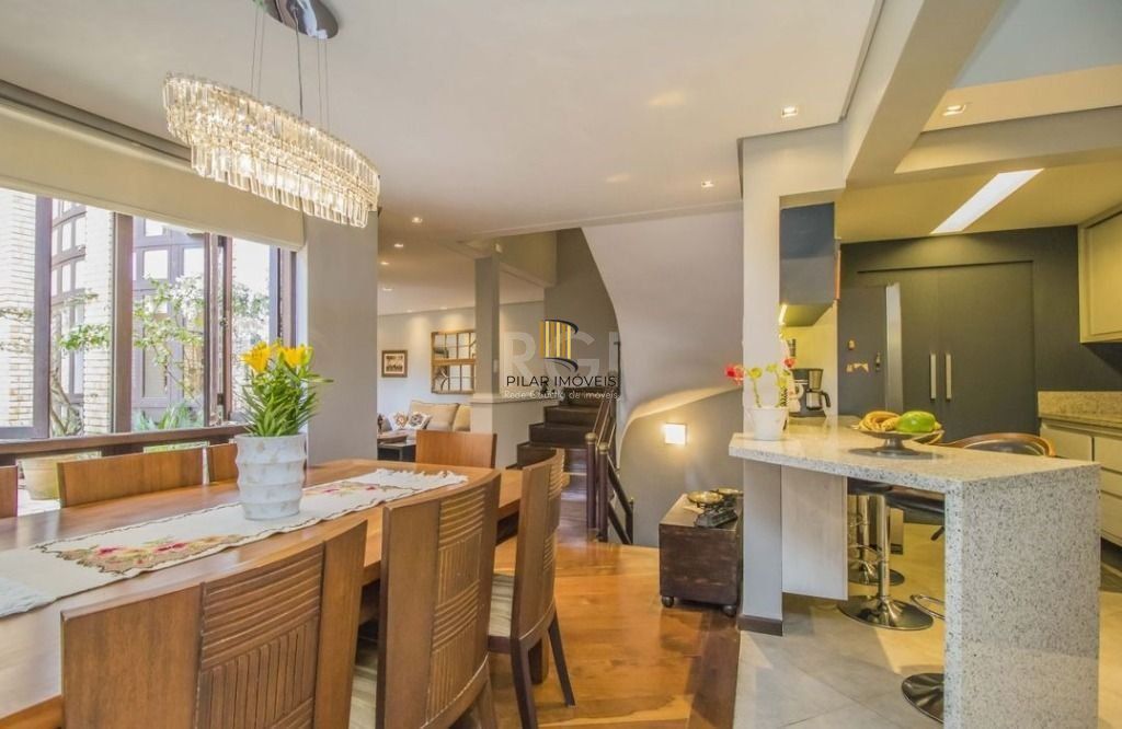 Casa para Comprar com  199 m² por R$ 1.180.000,00 - Boa Vista - Porto Alegre/RS