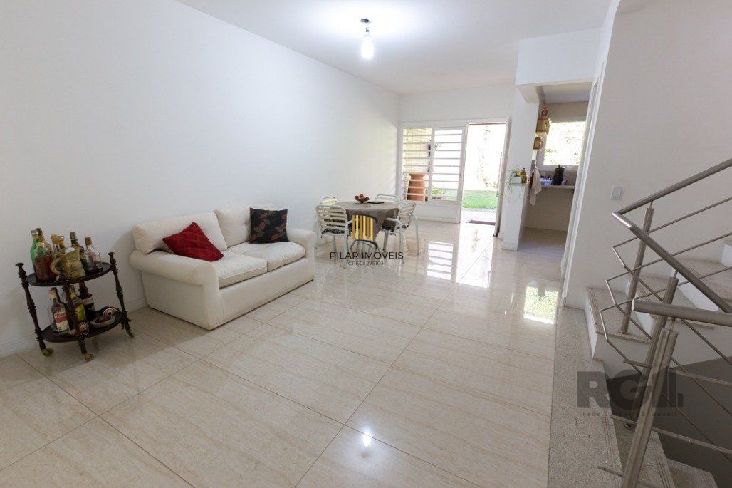 Casa Para comprar em Condomínio,3 dormitórios, deslumbrante vista para o Guaiba