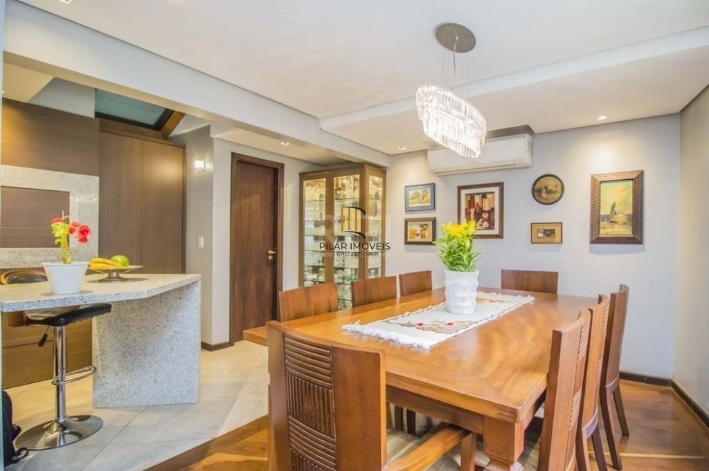 Casa para Comprar com  199 m² por R$ 1.180.000,00 - Boa Vista - Porto Alegre/RS