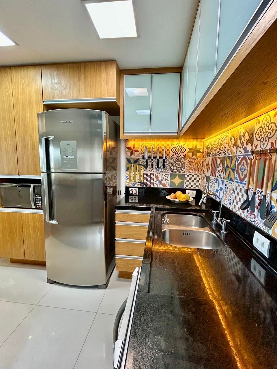 Excelente apartamento mobiliado no bairro Tristeza com 3d para comprar
