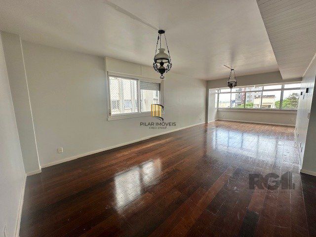 Excelente Apartamento Para Comprar  Próximo ao Hospital Moinhos de Vento com 196 m² privativos