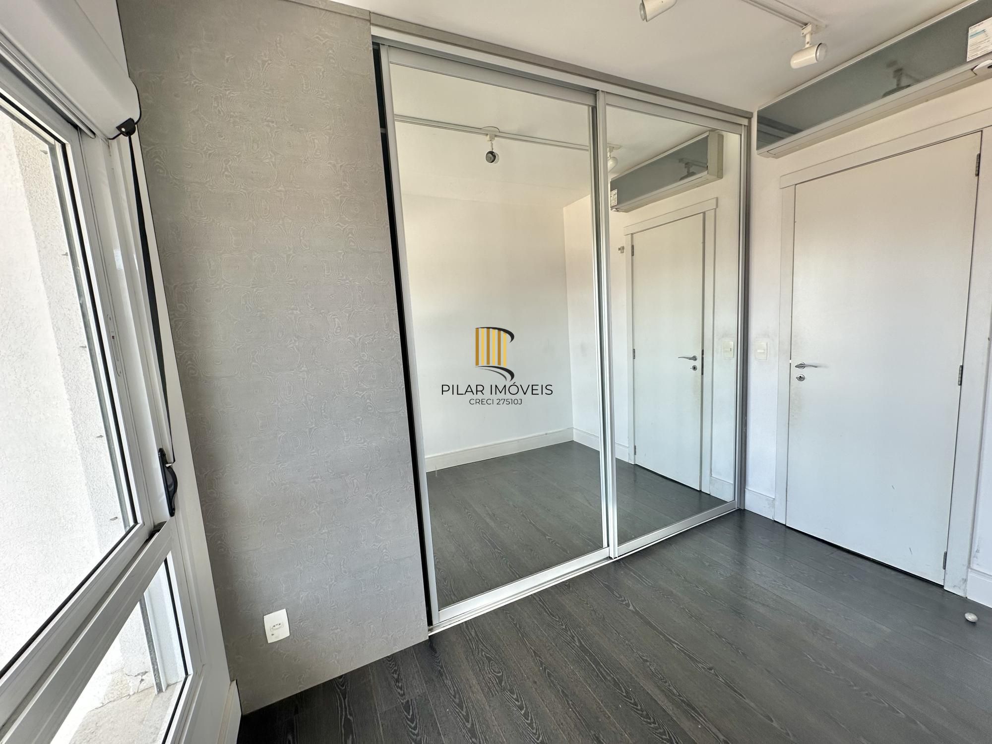 Apartamento 2 Dormitórios para comprar no Parigi Residence Bairro Três Figueiras