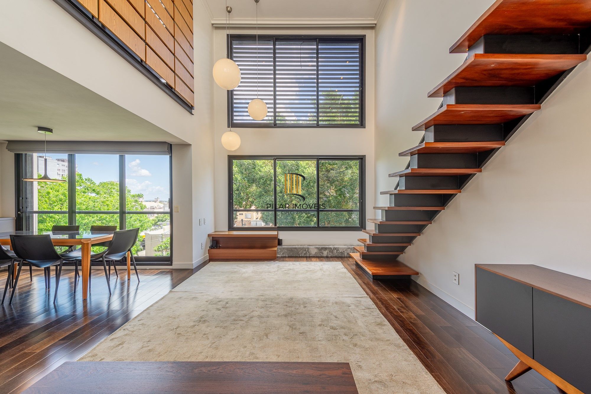 Cobertura com 115m² e 2 dormitórios, 2 suítes, 1 vaga - Pilar Imóveis