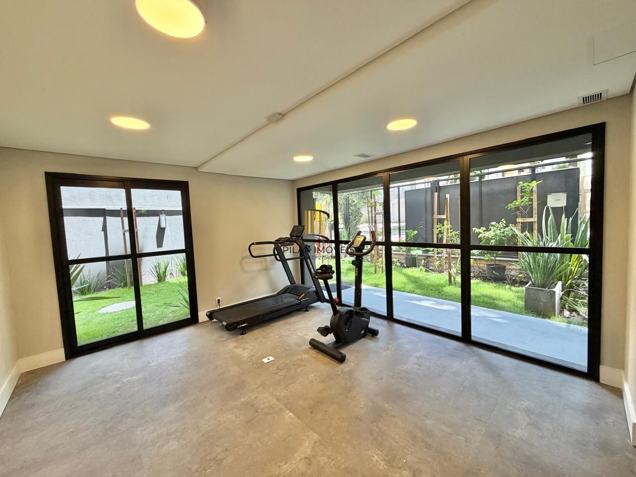 Excelente apartamento a venda no ITA123, com 2 domitórios no bairro Jardim Botânico.