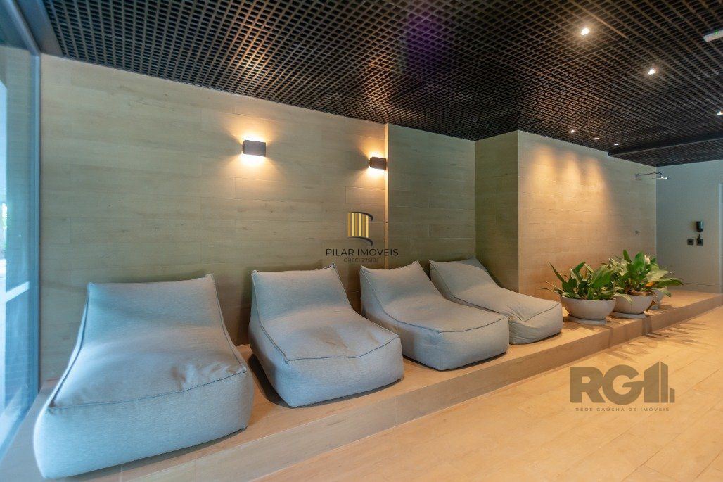 Apartamento 3 dorms. no Jardim Botânico, com infra completa e 2 vagas separadas
