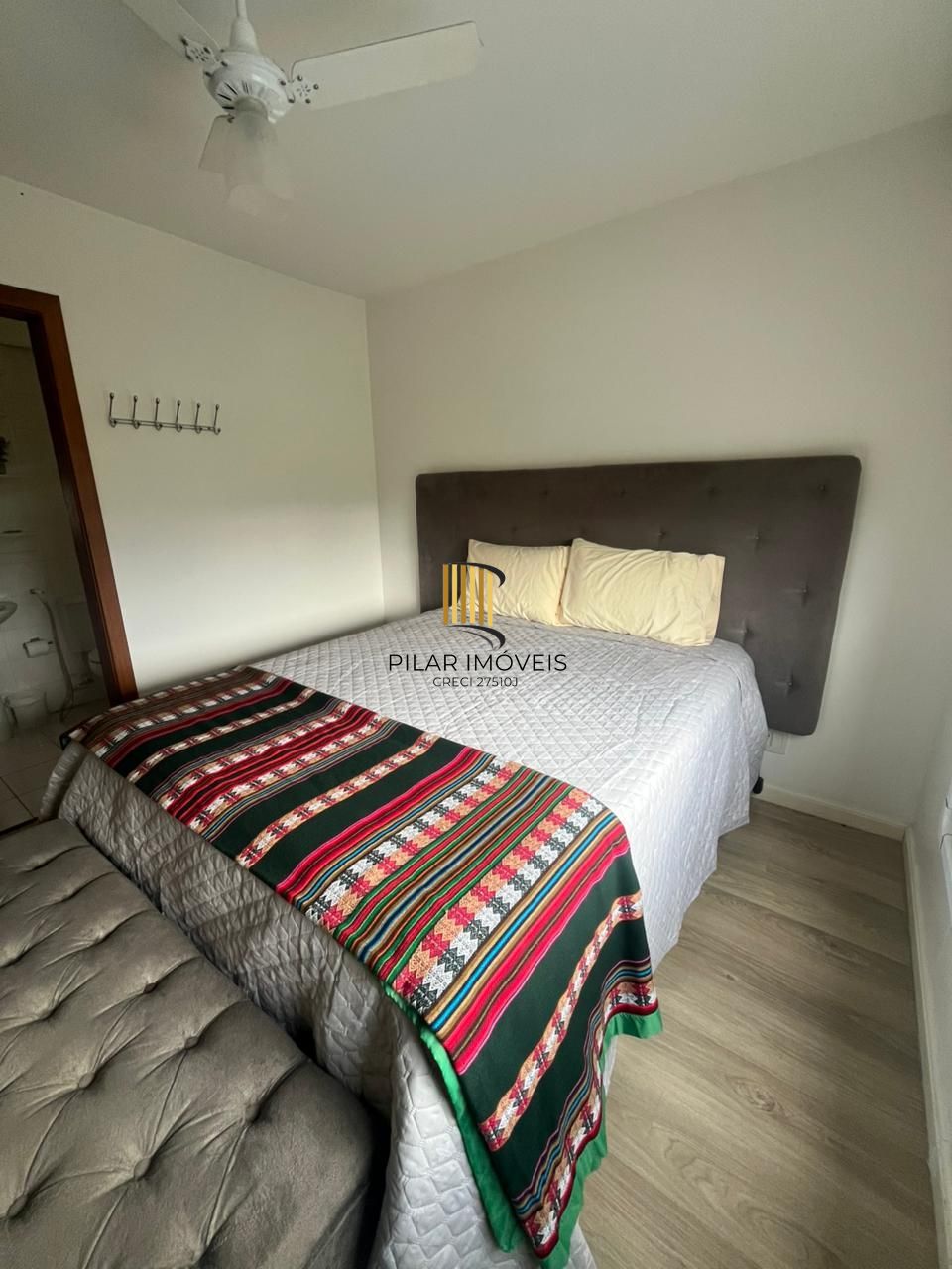 Apartamento no Residencial Urbano Ipiranga  a venda no bairro Partenon com 3 dormitórios sendo 1 suíte.