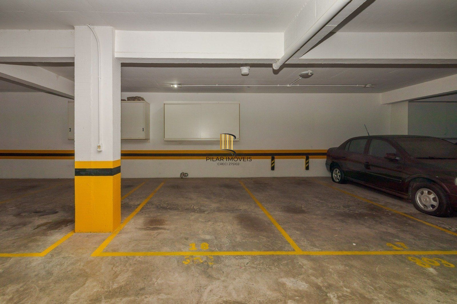 Charmoso apartamento semimobiliado no bairro Bela Vista