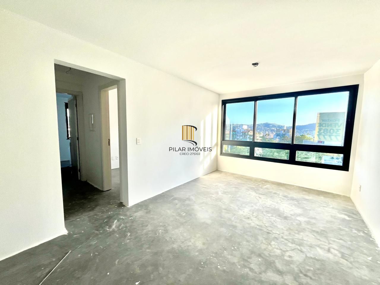 Apartamento a venda de dois quartos, de 63, 54 metros, excelente predio a 100 metros da protasio alves