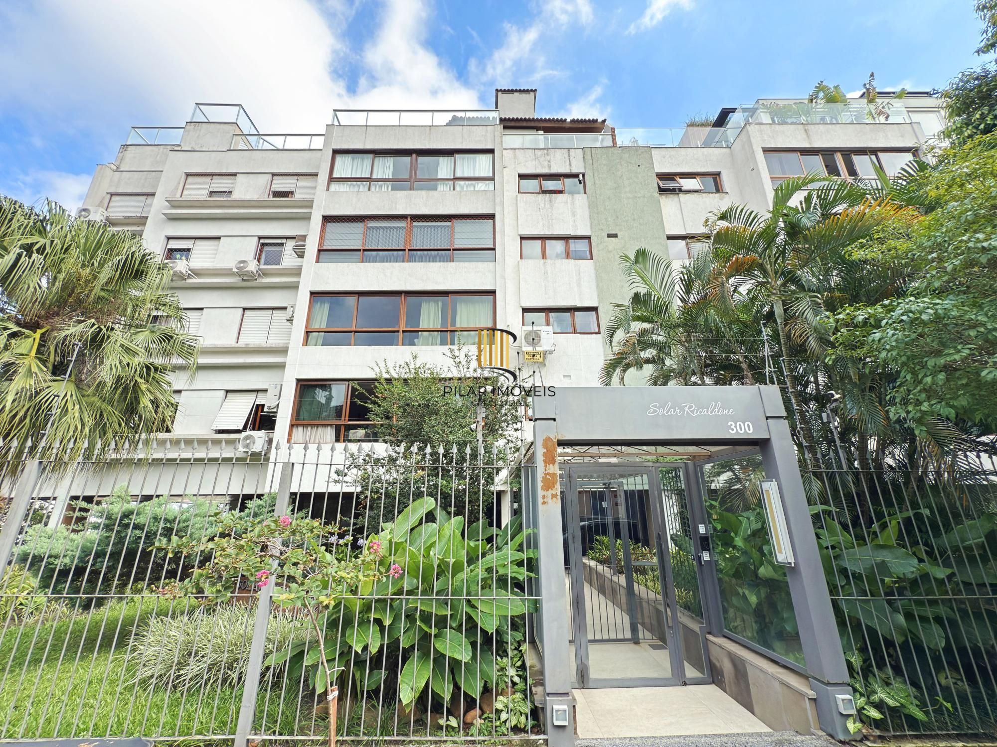Apartamento 3 Dormit com Suíte e 127m² no Moinhos – Amplo e Localização Premium