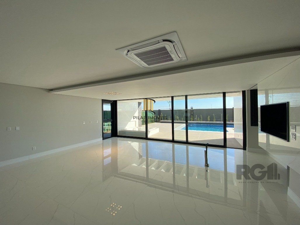 Casa para comprar no Condomínio Ponta da Figueira - Marina com 4 Suítes