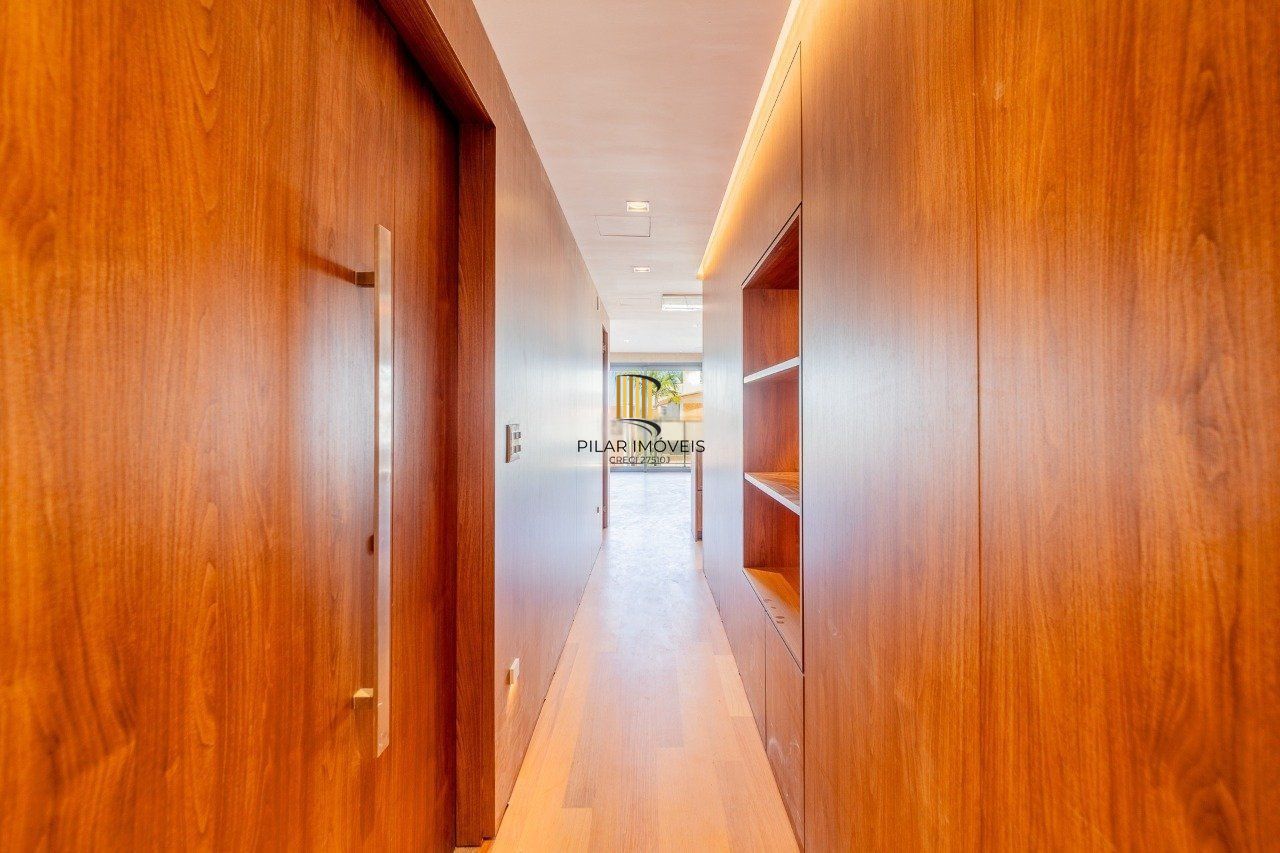 Apartamento novo 3 dormitórios com 2 vagas próximo ao Grêmio Náutico União