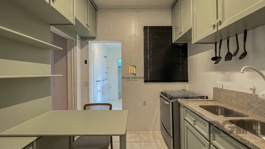 Apartamento para comprar ,  dois dormitórios, 1 vaga de garagem no Centro Histórico.