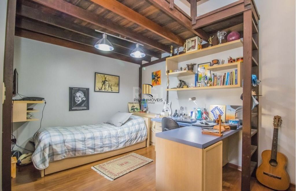 Casa para Comprar com  199 m² por R$ 1.180.000,00 - Boa Vista - Porto Alegre/RS