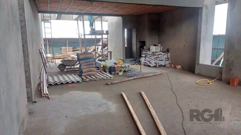Casa com 3 dormitórios Para comprar Com  246 m² por R$ 1.800.000,00 - Centro - Torres/RS