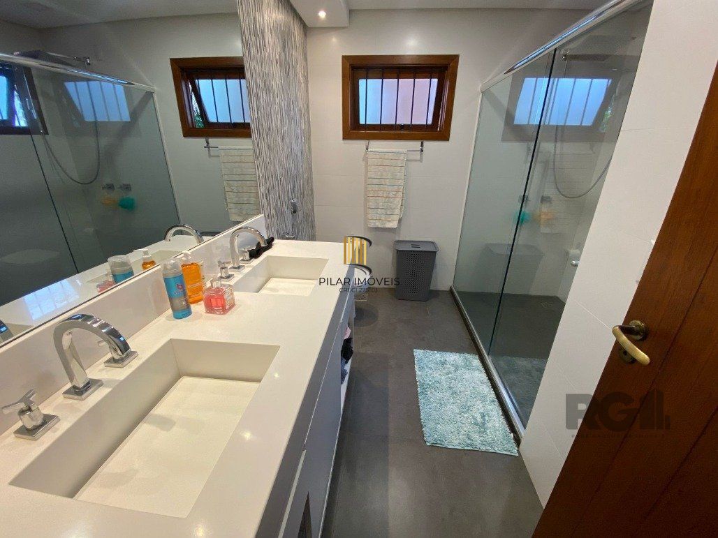 Casa para Comprar na parte nobre do Chácara das Pedras