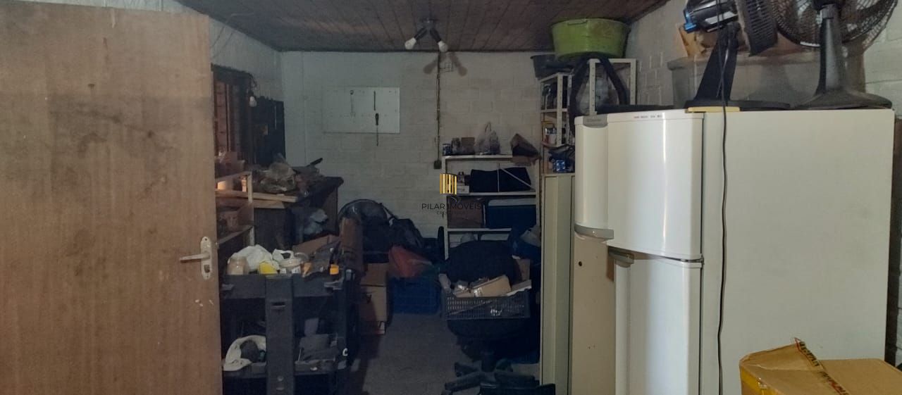 Vende Casa Comercial com deposito nos fundos, 289,80m²