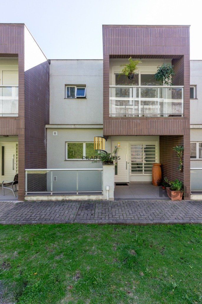 Casa Para comprar em Condomínio,3 dormitórios, deslumbrante vista para o Guaiba