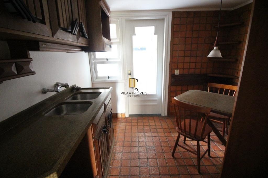 Apartamento com 3 dormitórios para Comprar  , 99 m²  Petrópolis Porto Alegre/RS