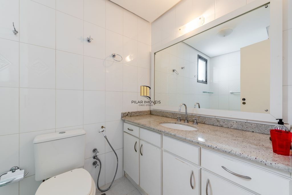 Apartamento espaçoso e confortável no bairro Mont Serrat