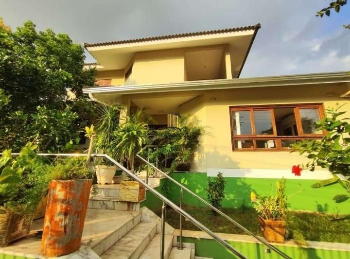 Casa à venda 708,00m² por R$ 2.800.000