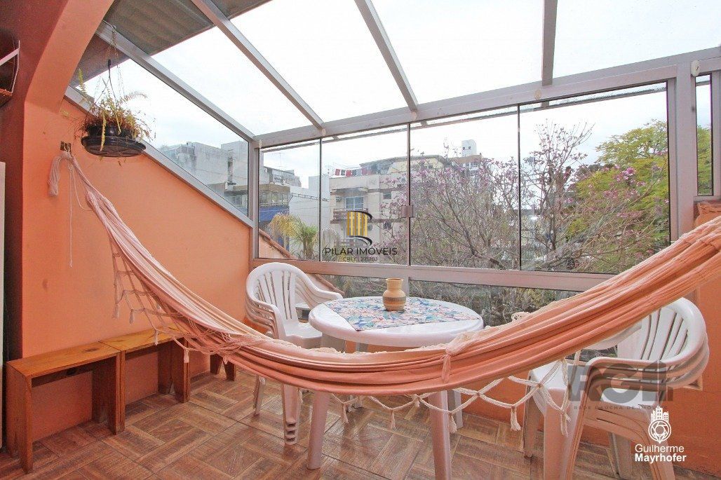 Casa de 250m² Para comprar no Bairro Mont Serrat  Por R$1.125.000,00