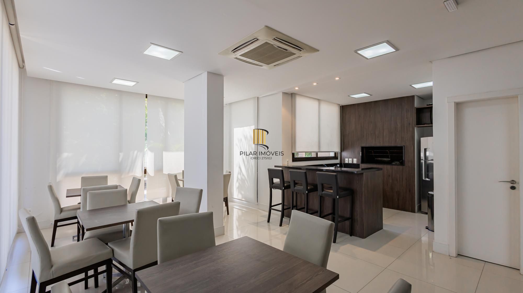 Apartamento de 3 dormitórios no bairro Mont Serrat