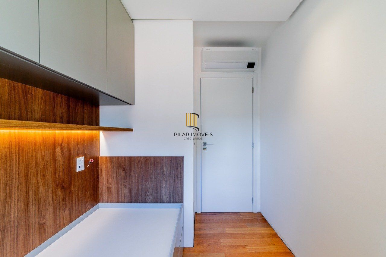 Apartamento novo 3 dormitórios com 2 vagas próximo ao Grêmio Náutico União