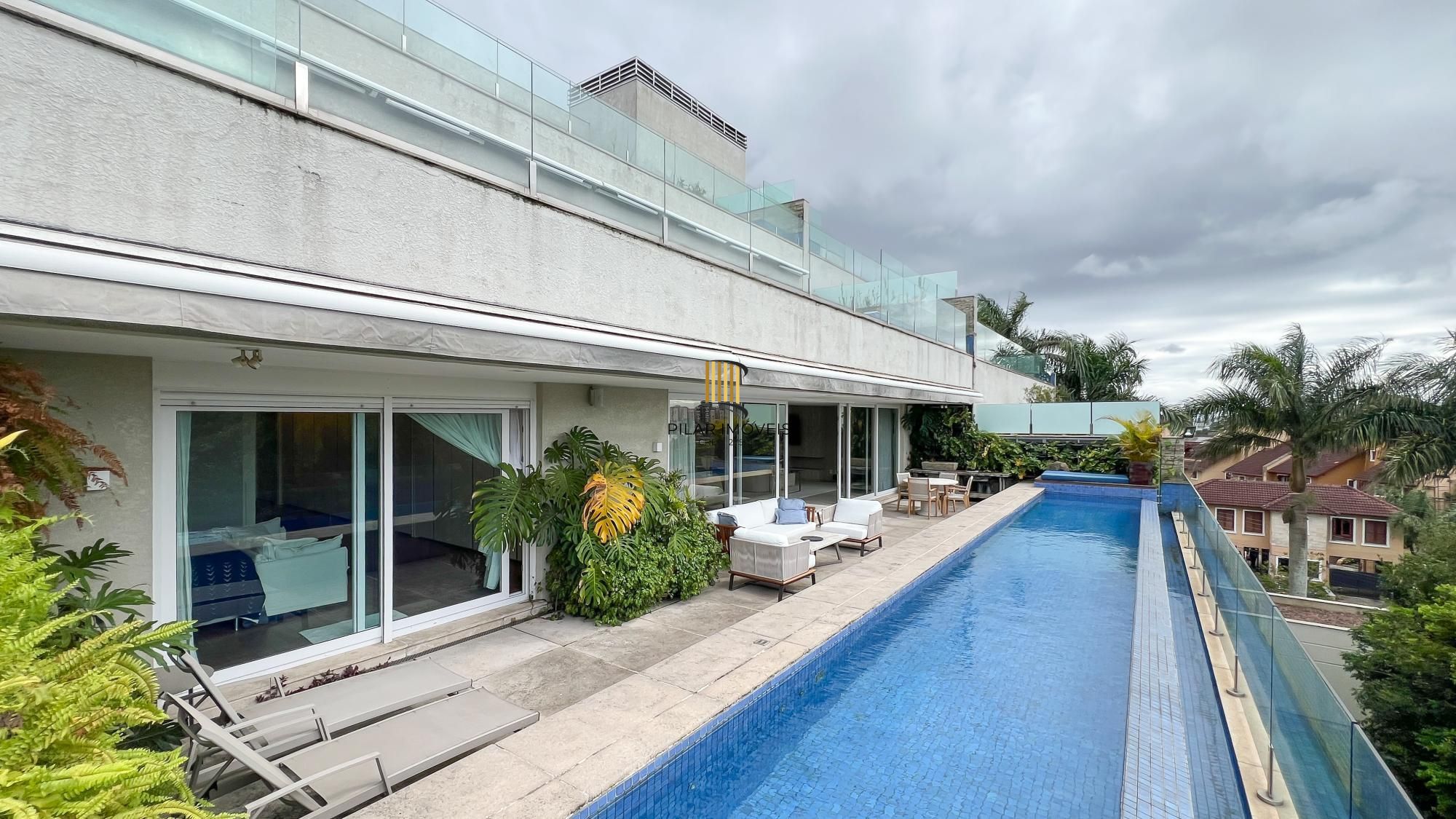 Mansão Suspensa Mobiliada no Las Piedras com piscina e vista para a mata nativa