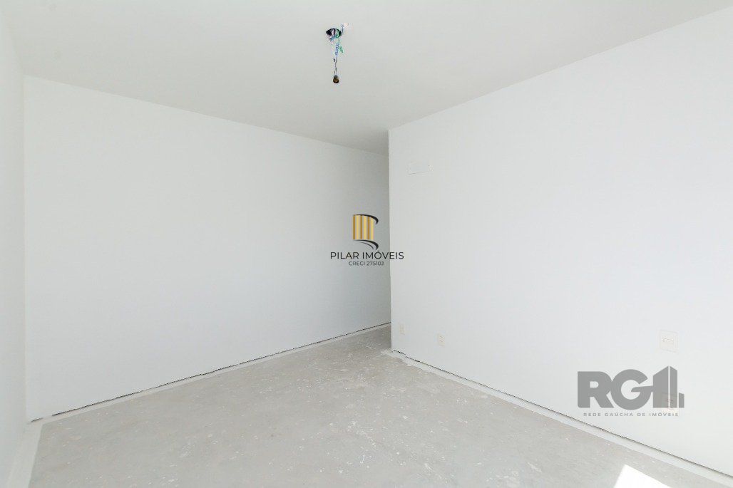 Apartamento 3 dorms. no Jardim Botânico, com infra completa e 2 vagas separadas