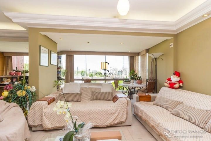 Apartamento Semimobiliado de 3 Quartos no Bairro Boa Vista