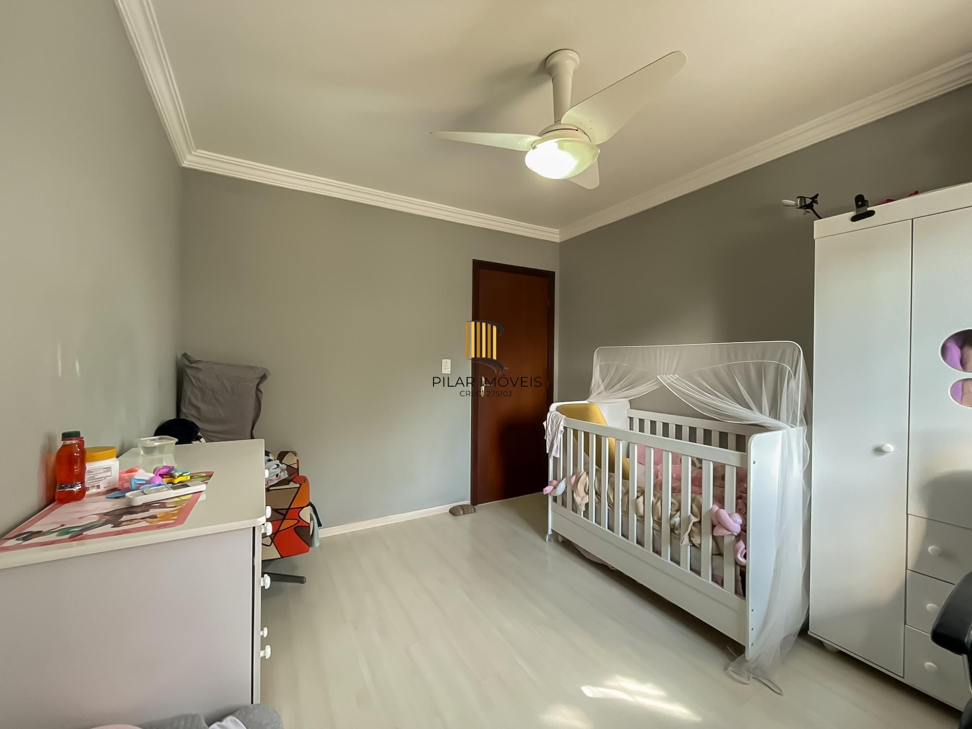 Excelente casa a venda com 3 dormitórios no bairro Tristeza em Porto Alegre.
