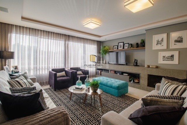 Excelente Casa para Comprar  com 3 Suítes no Bairro Chácara das Pedras