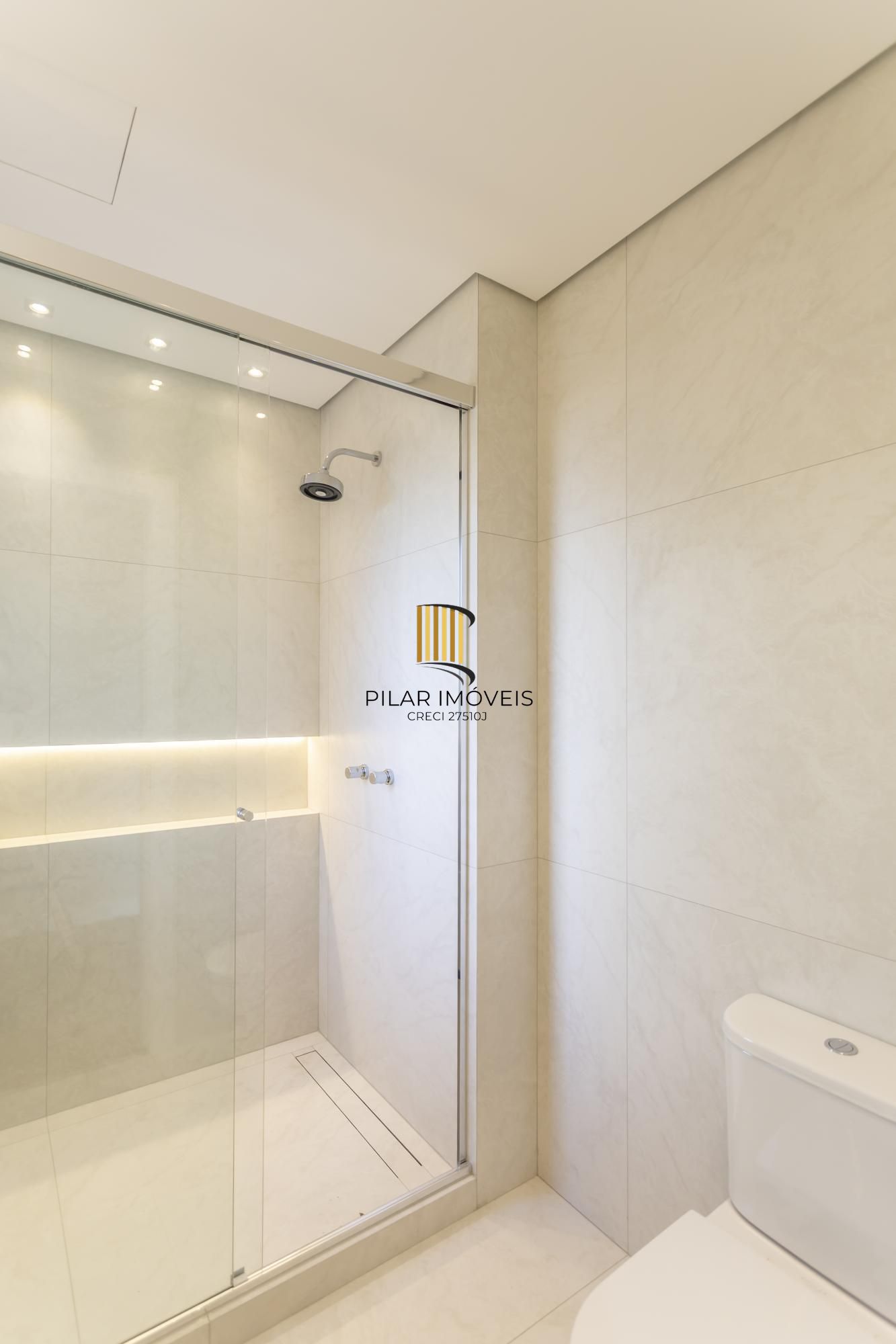 Cobertura com 270m² 3 suítes 3 vagas
