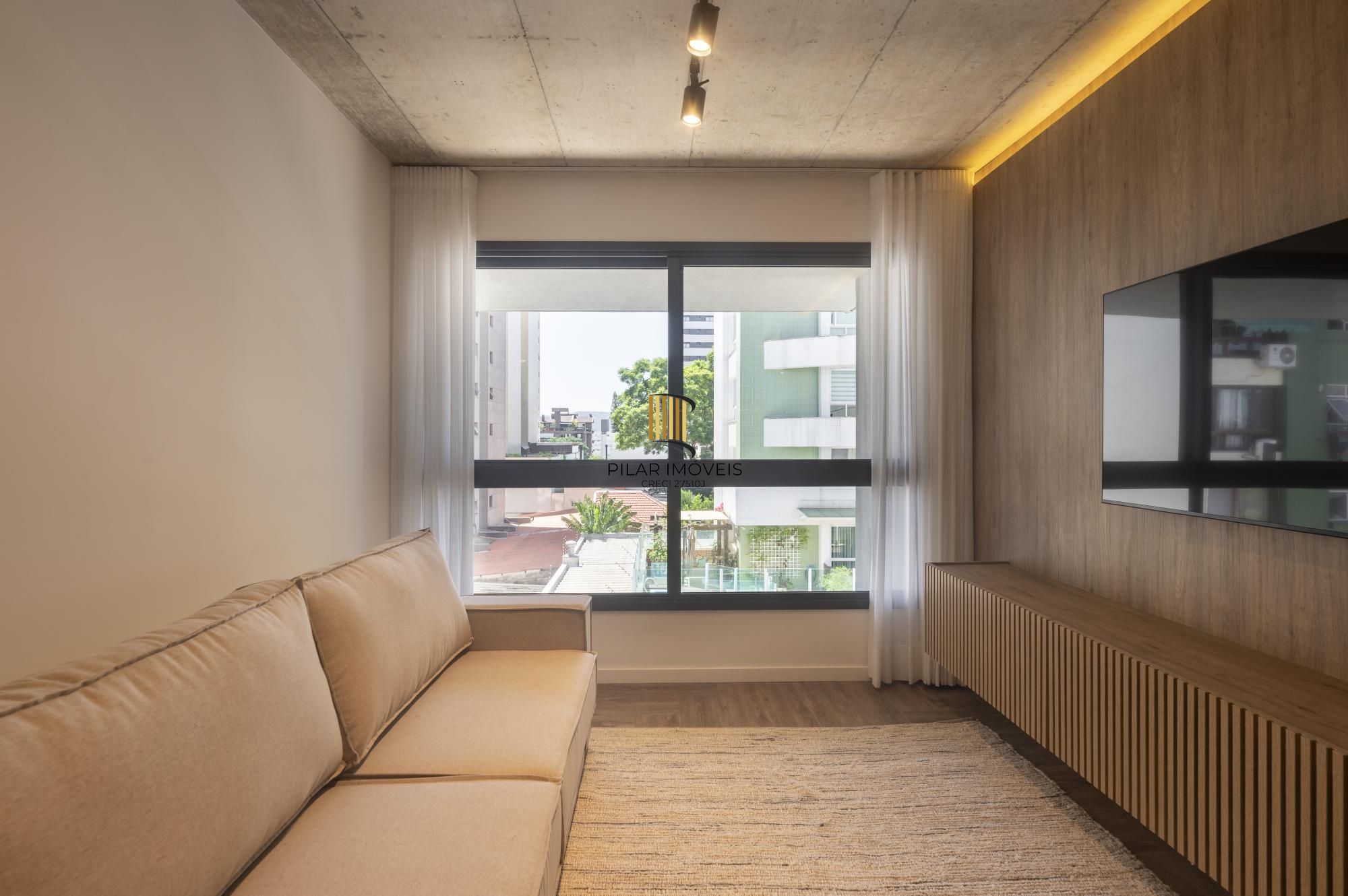 Apartamento com 67m², 2 quartos, 1 suíte, 1 vaga, no bairro Petrópolis em Porto Alegre