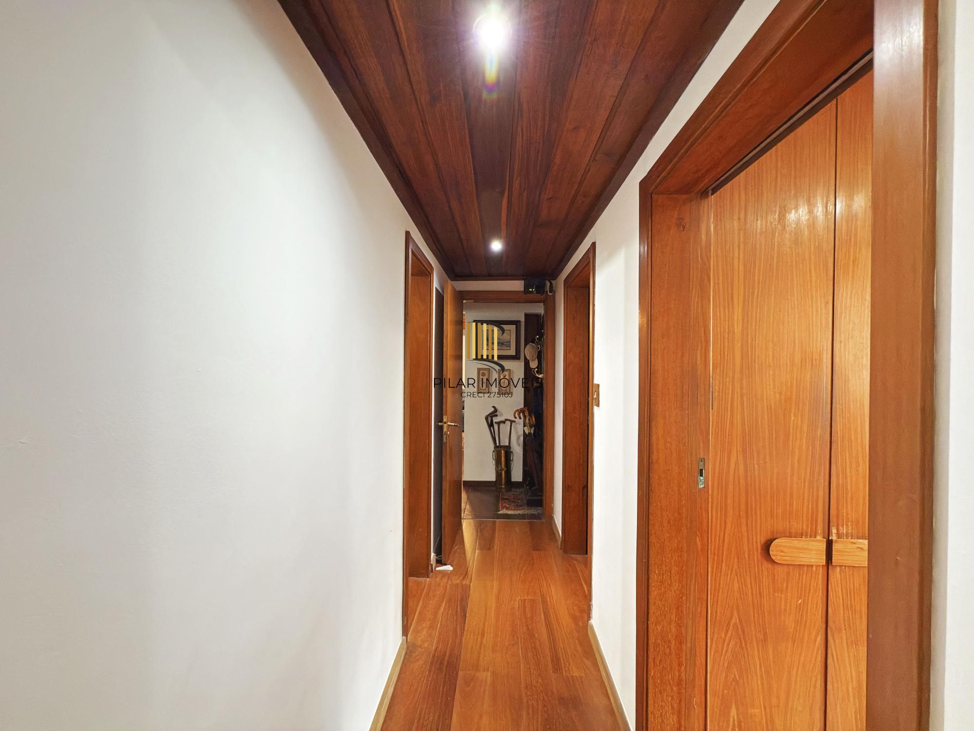 Apartamento 3 Dormit com Suíte e 127m² no Moinhos – Amplo e Localização Premium