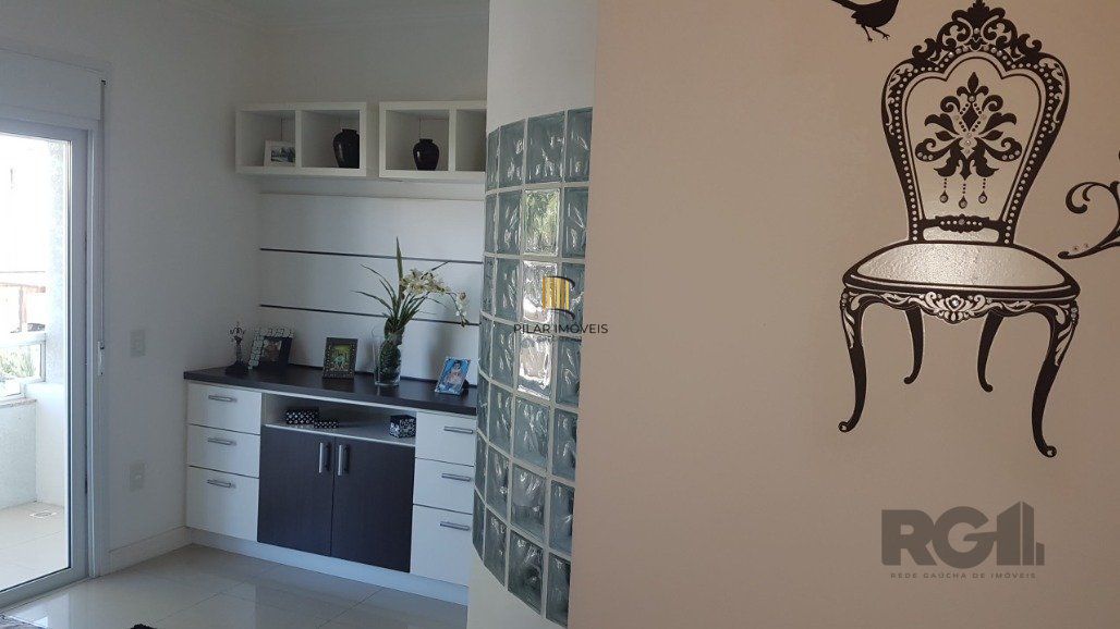 Casa para Comprar  no Condado de Capão com 5 suítes.