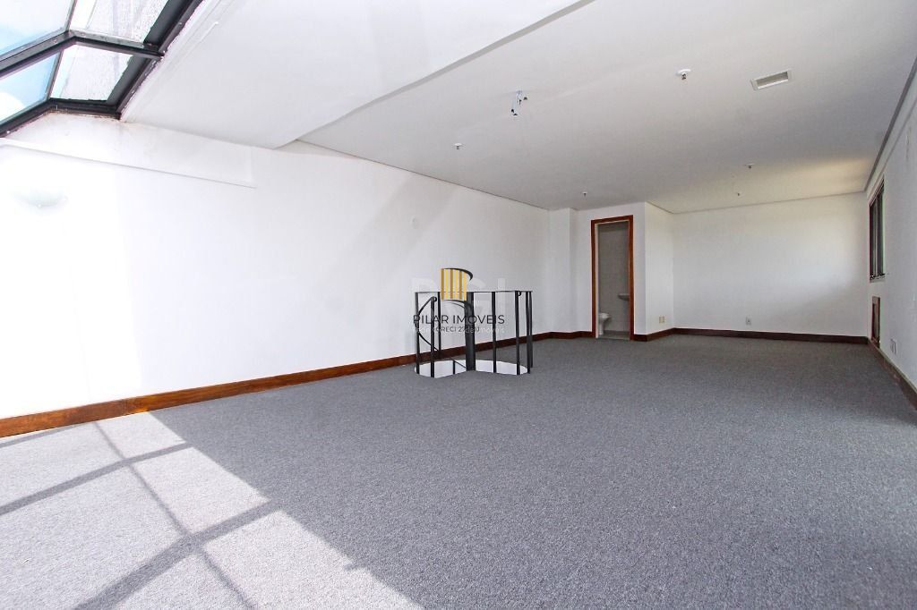 Conjunto, 131 m² Para Comprar  por R$ 990.000,00 Três Figueiras - Porto Alegre
