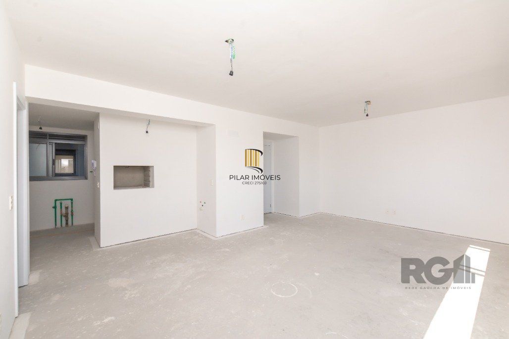Apartamento 3 dorms. no Jardim Botânico, com infra completa e 2 vagas separadas