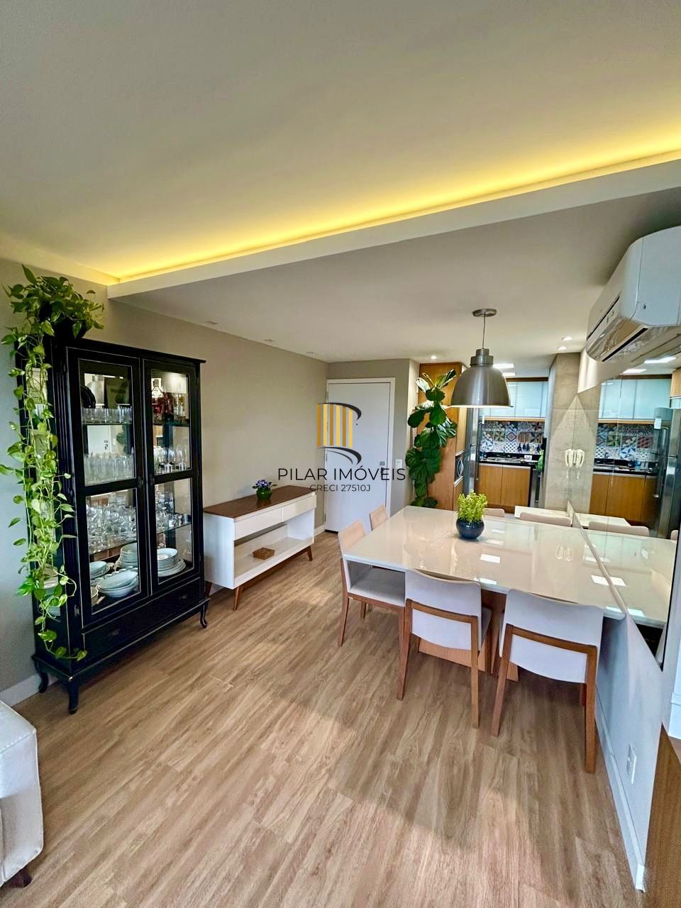 Excelente apartamento mobiliado no bairro Tristeza com 3d para comprar