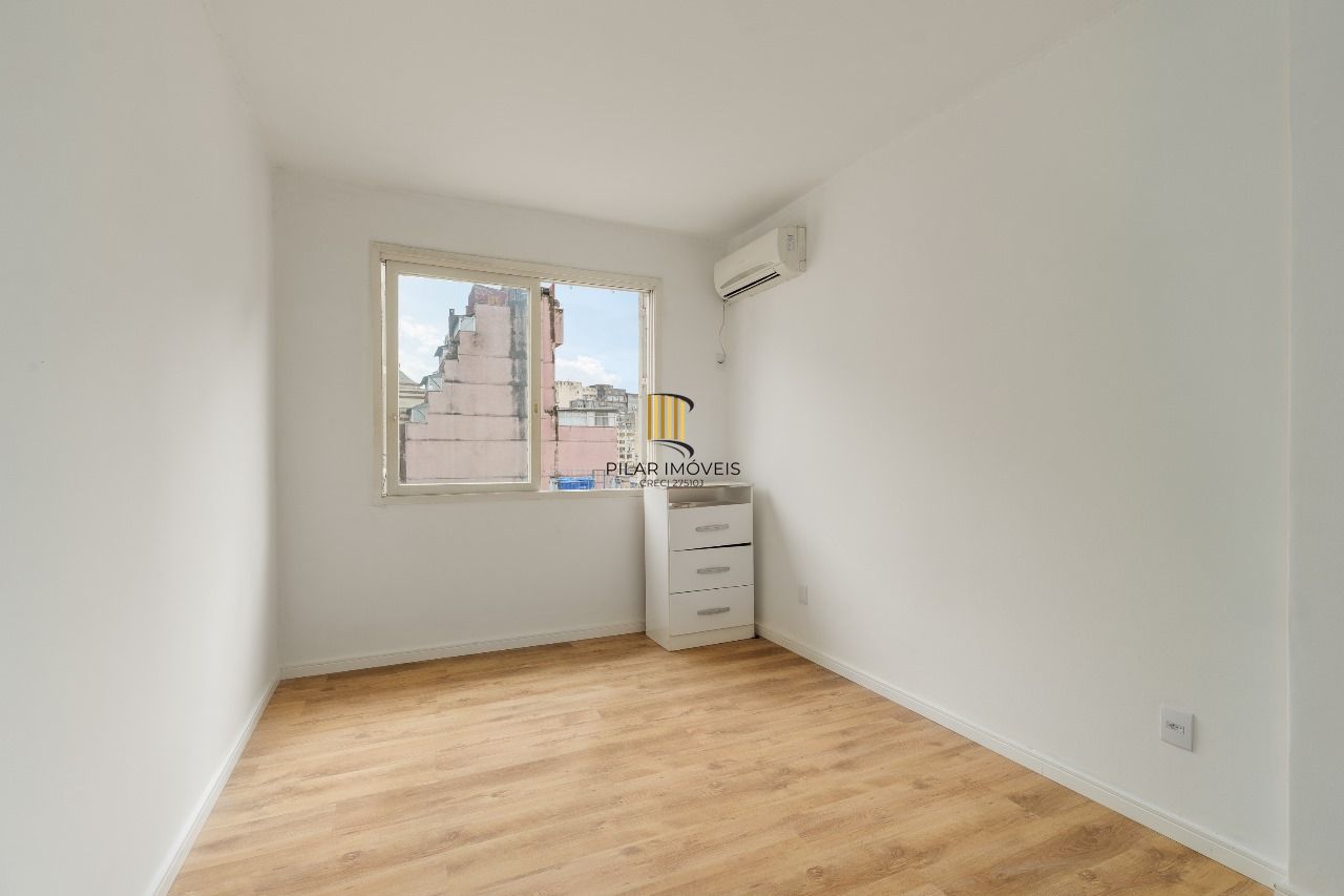 Apartamento para comprar com  68m²  no Centro Histórico