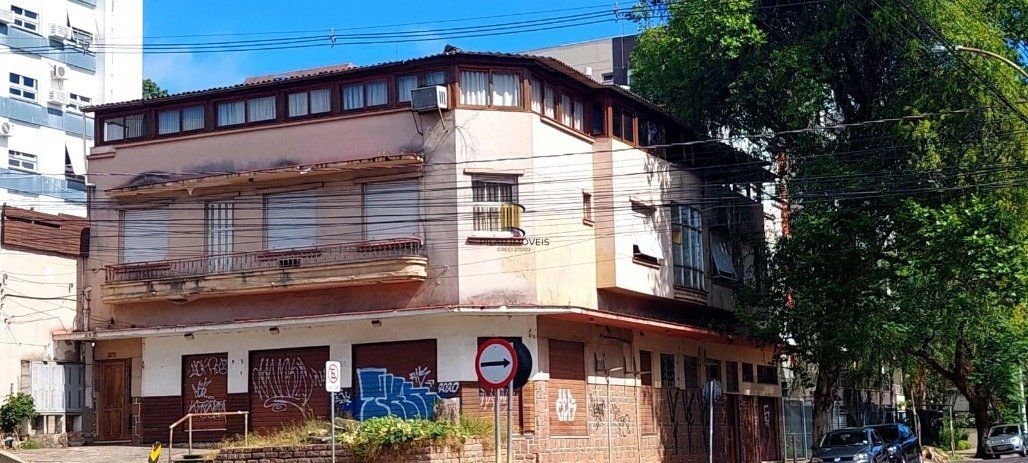 Terreno com Prédio para comprar, esquina da  Von koseritz com Cristóvão Colombo - Pilar Imóveis