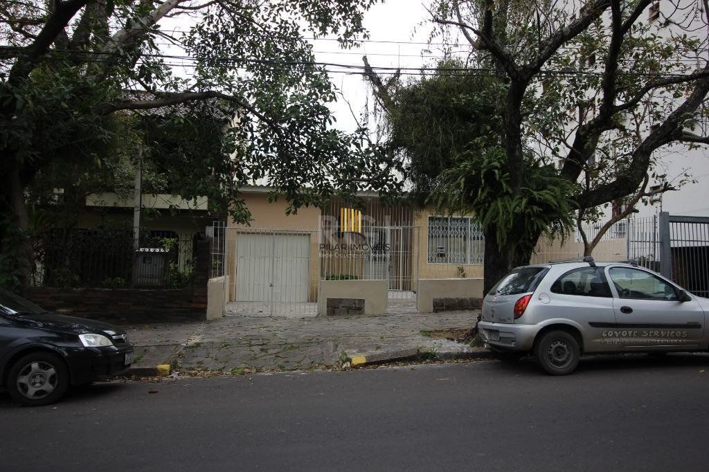 Casa com 3 Dormitórios Para comprar  250 m² - Petrópolis - Porto Alegre/R - Pilar Imóveis