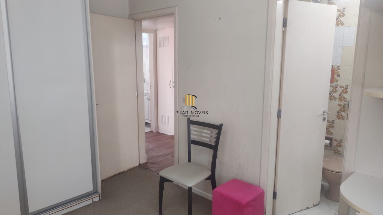 AP, 3 dormitórios, 1 suíte, 3 banheiros, box coberto, frente colégio Militar