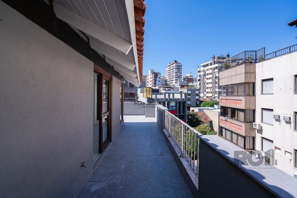 Cobertura a venda no bairro Auxiliadora com 4 dormitórios por: R$1.799.000,00.
