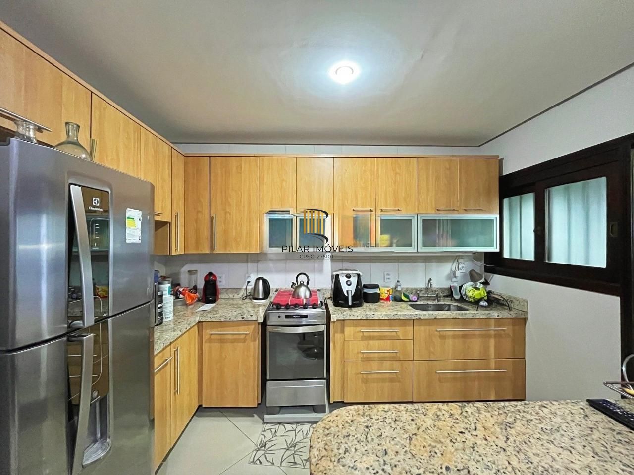 Excelente casa a venda com 3 dormitórios no bairro Tristeza em Porto Alegre.