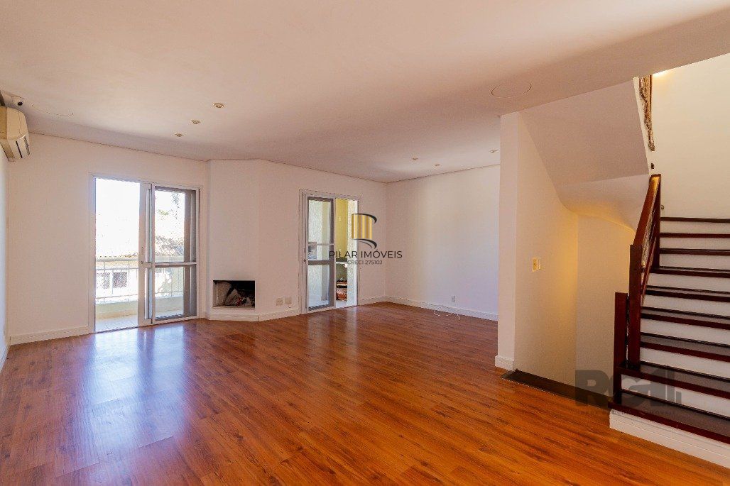 Casa para Comprar no Condomínio Pier 39, bairro Pedra Redonda